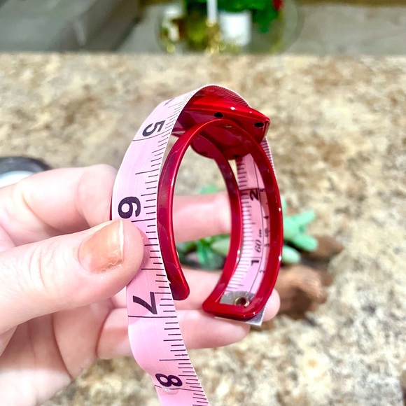 Red Heart Bangle - Picture 8 of 8